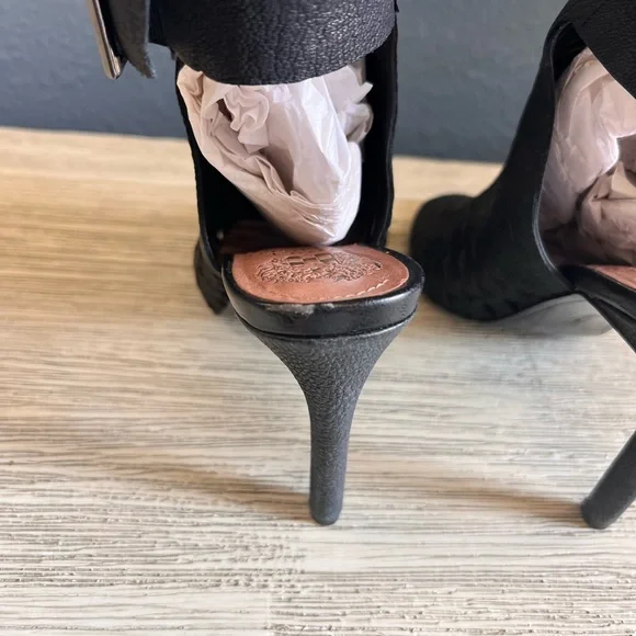 Vince Camuto Kayjay Black Leather Open-Toe Heels - Picture 4 of 9